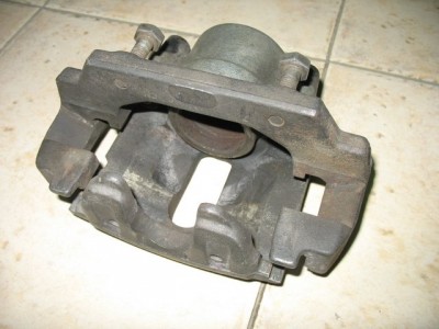 Escort RS Cosworth calliper.jpg